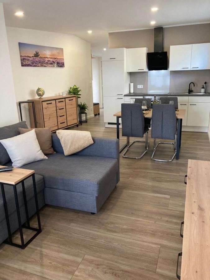 Moderne Ferienwohnung Mit Balkon Herxheim Εξωτερικό φωτογραφία