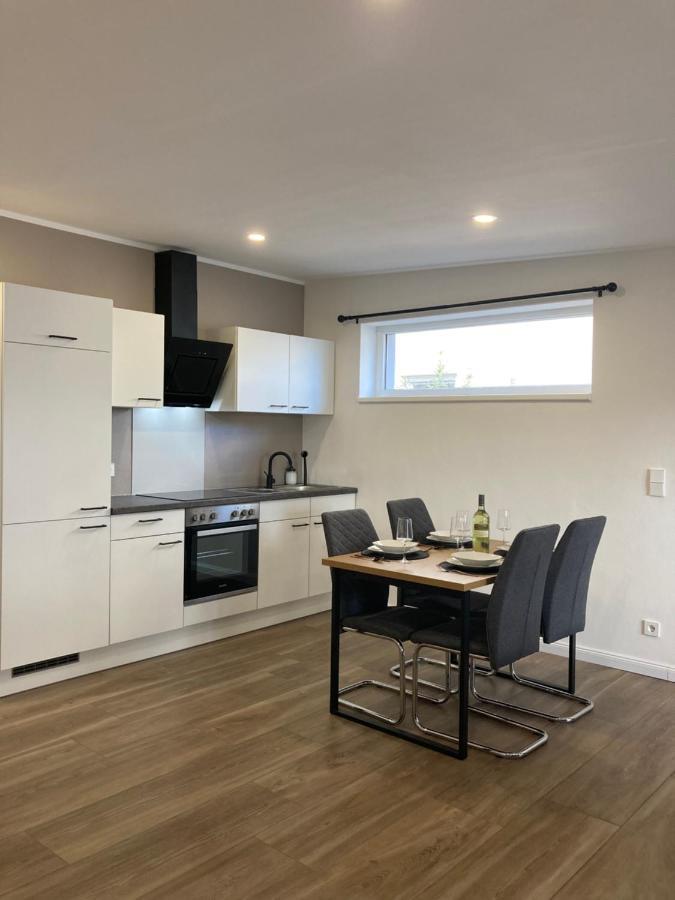 Moderne Ferienwohnung Mit Balkon Herxheim Εξωτερικό φωτογραφία